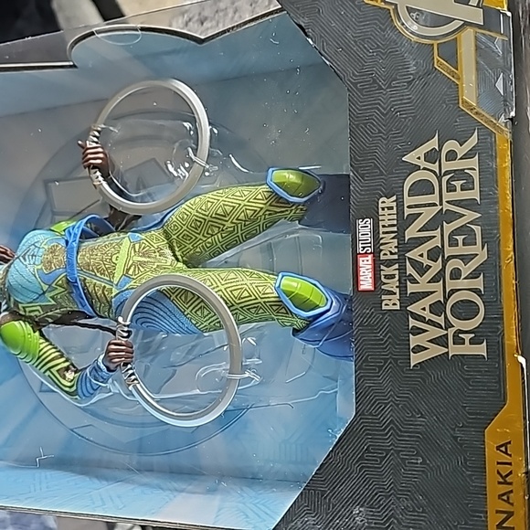 Marvel Black Panther Wakanda Forever Nakia Fashion Doll - Picture 8 of 12